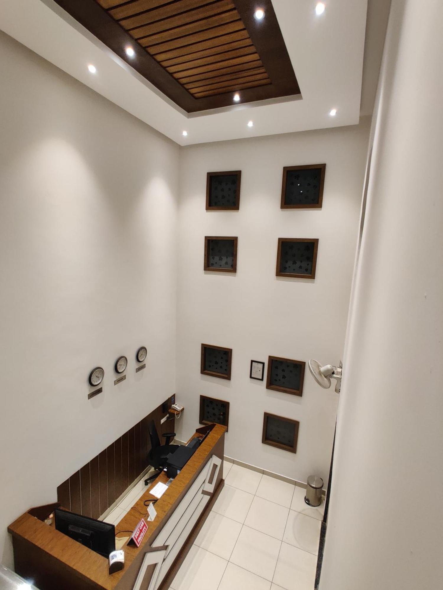 Hotel Airport Regency Devanahalli Exteriér fotografie
